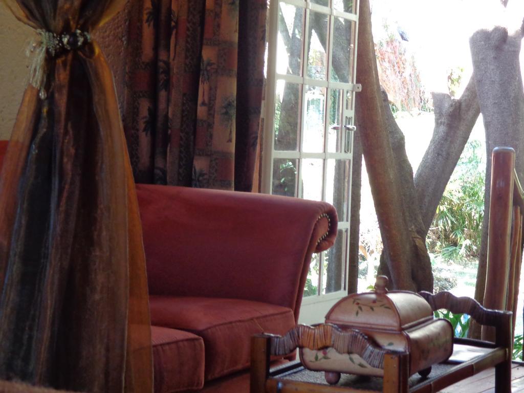 Treetops & Treats Guest House Pretoria Exterior photo